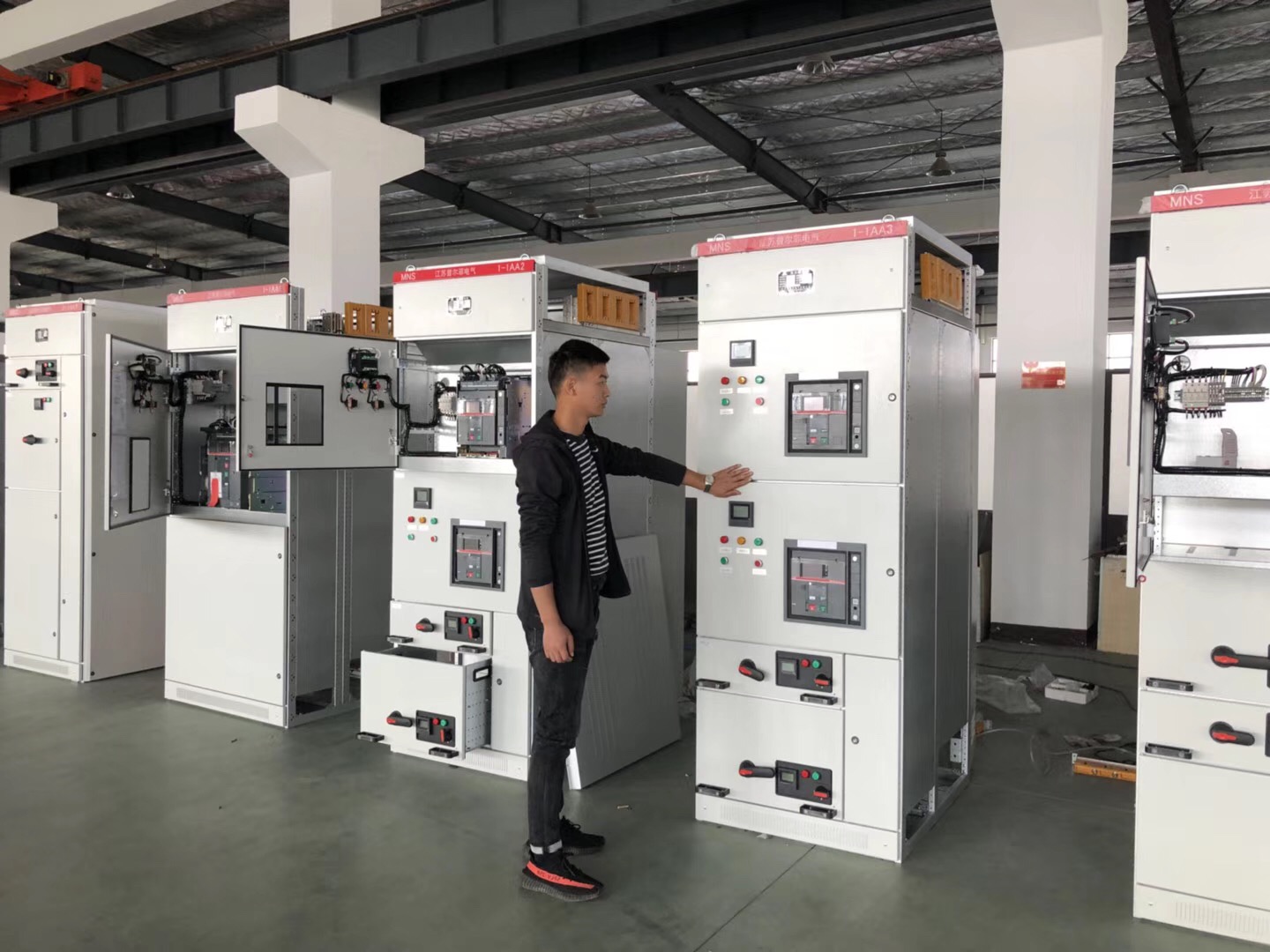 開關(guān)柜系列